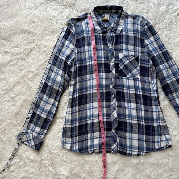 GAP Women’s Rayon Plaid Flannel M - Picture 3 of 6